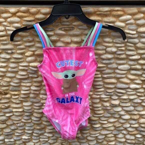 Girls STAR WARS The Mandalorian Baby Grogu/Yoda One-Piece Swimsuit. Size 5. NWOT - Picture 2 of 6